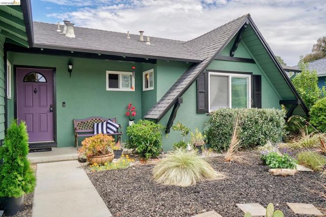 4709 Santa Rita Rd, Richmond, CA 94803