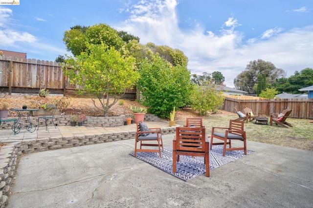 4709 Santa Rita Rd, Richmond, CA 94803