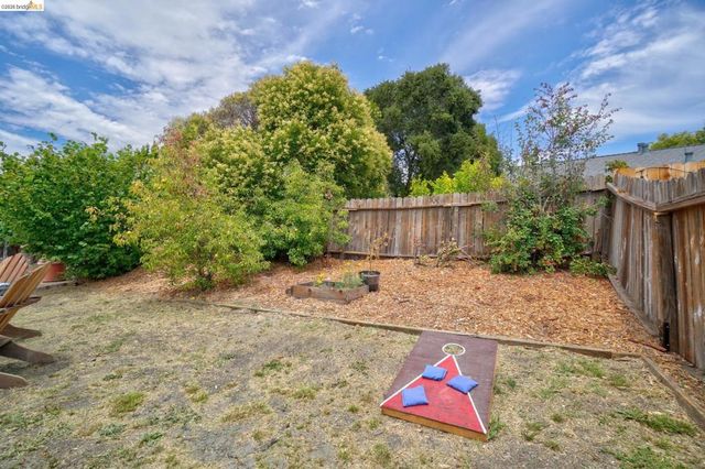 4709 Santa Rita Rd, Richmond, CA 94803