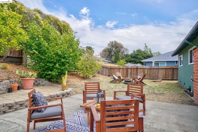 4709 Santa Rita Rd, Richmond, CA 94803