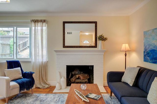 4709 Santa Rita Rd, Richmond, CA 94803
