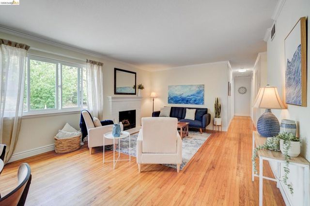 4709 Santa Rita Rd, Richmond, CA 94803