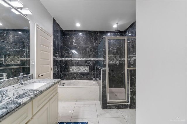 5806 N Ebony Street, Pharr, TX 78577