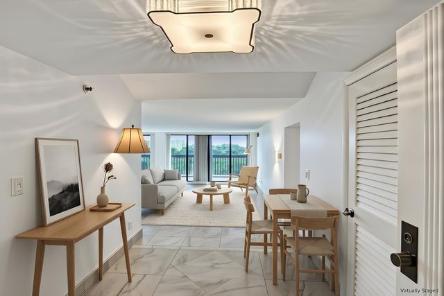 1900 CONSULATE Place 604, West Palm Beach, FL 33401
