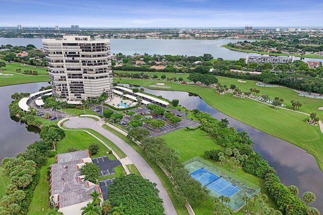 1900 CONSULATE Place 604, West Palm Beach, FL 33401