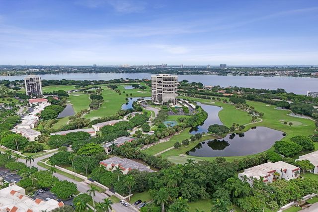1900 CONSULATE Place 604, West Palm Beach, FL 33401