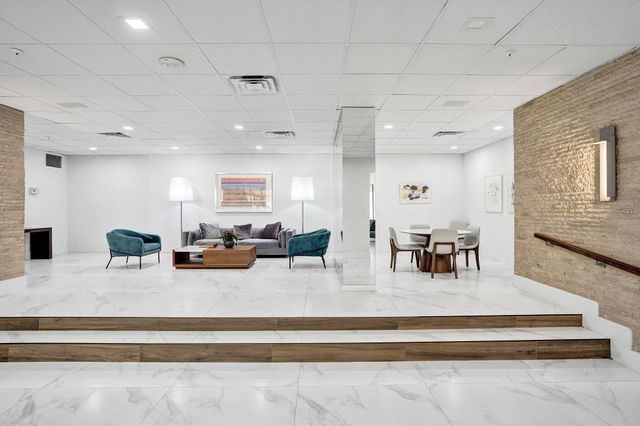 1900 CONSULATE Place 604, West Palm Beach, FL 33401