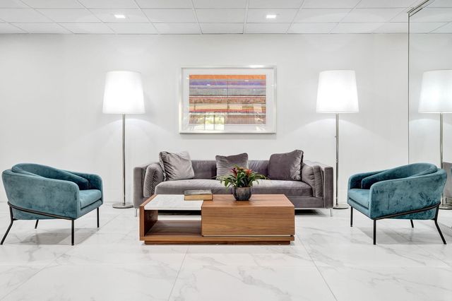 1900 CONSULATE Place 604, West Palm Beach, FL 33401