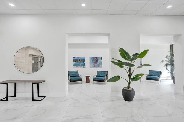 1900 CONSULATE Place 604, West Palm Beach, FL 33401