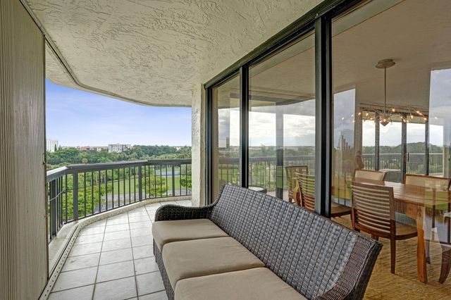 1900 CONSULATE Place 604, West Palm Beach, FL 33401