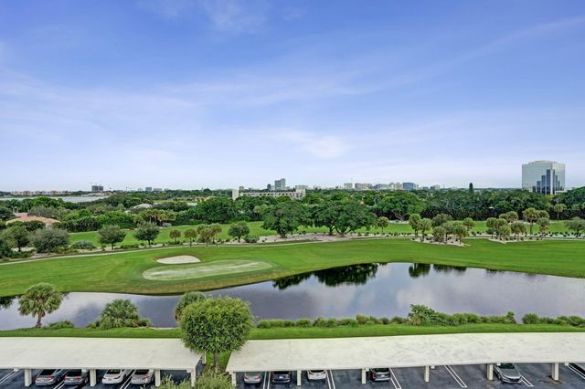 1900 CONSULATE Place 604, West Palm Beach, FL 33401