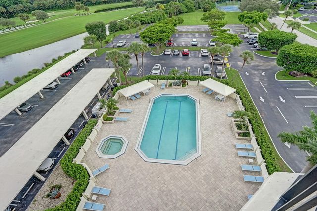 1900 CONSULATE Place 604, West Palm Beach, FL 33401