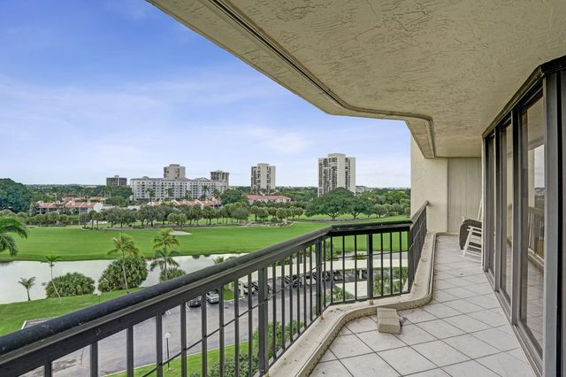 1900 CONSULATE Place 604, West Palm Beach, FL 33401