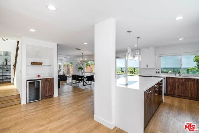 6426 Ellenview Avenue, West Hills, CA 91307