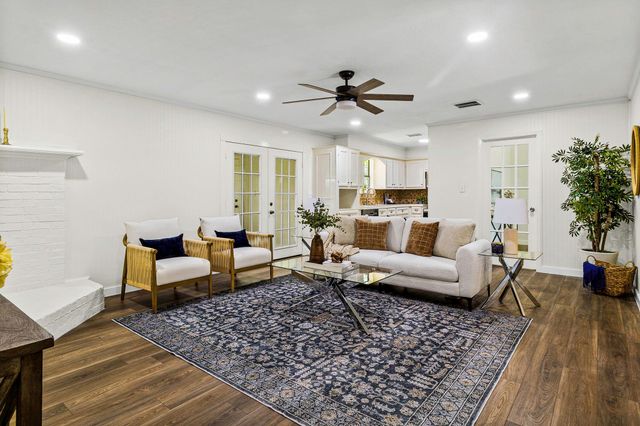 51 Rustling Oaks Street, Coldspring, TX 77331