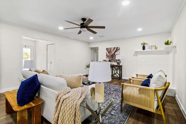 51 Rustling Oaks Street, Coldspring, TX 77331