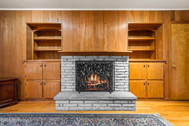 4 Brookside Drive, Colts Neck, NJ 07722