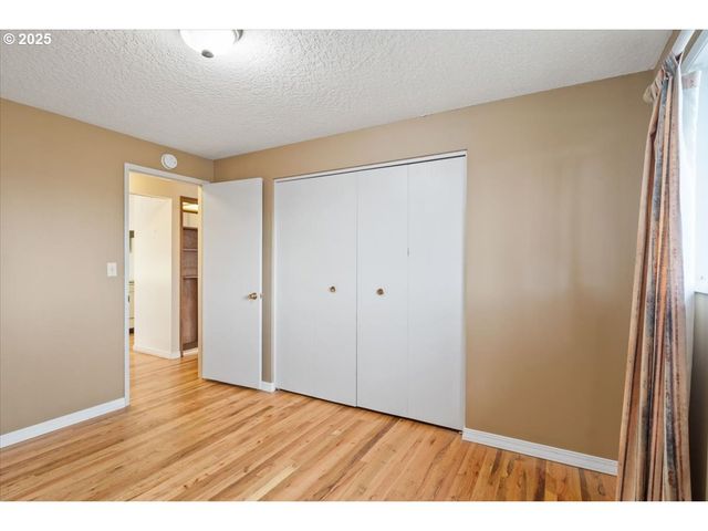 1444 Umpqua Ct, Woodburn, OR 97071