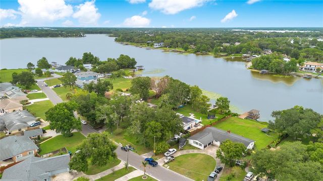 5725 PADGETT CIRCLE, Orlando, FL 32839
