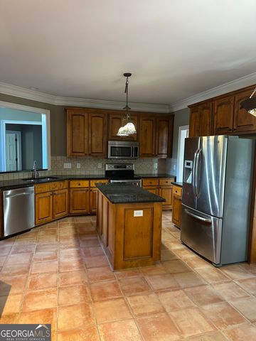 65 Spratlin Way, Hull, GA 30646