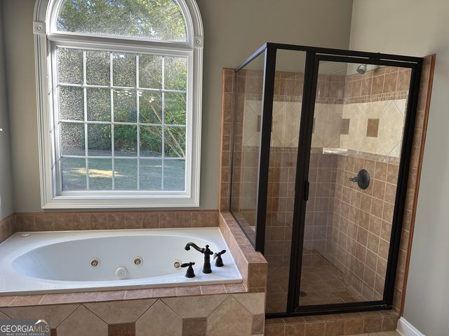 65 Spratlin Way, Hull, GA 30646