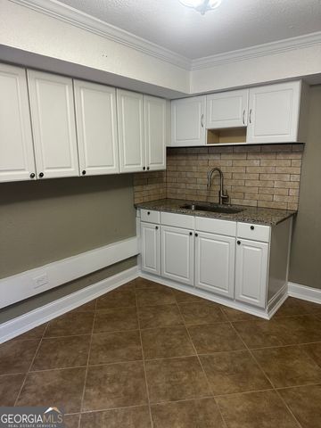 65 Spratlin Way, Hull, GA 30646