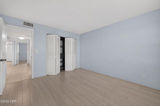 118 S Halifax Ave Apt 402, Daytona Beach, FL 32118