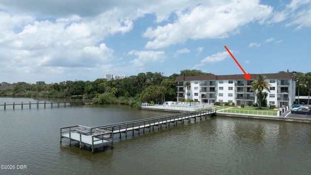 118 S Halifax Ave Apt 402, Daytona Beach, FL 32118