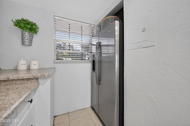 118 S Halifax Ave Apt 402, Daytona Beach, FL 32118