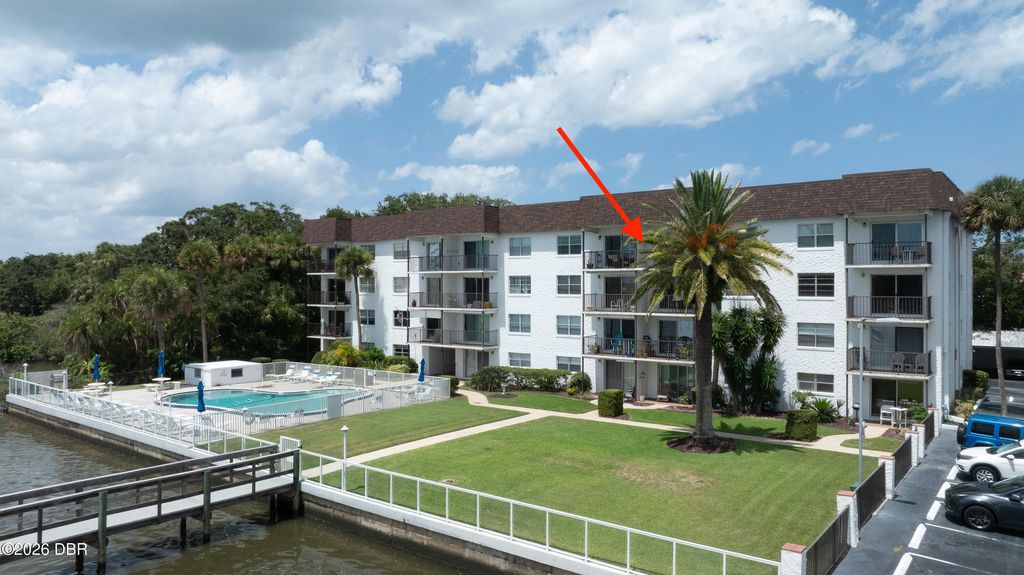 118 S Halifax Ave Apt 402, Daytona Beach, FL 32118