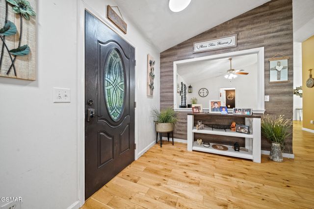 631 Rock House Road, Kodak, TN 37764