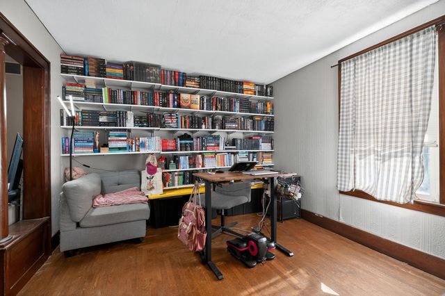 309 Garvey Avenue, Elsmere, KY 41018