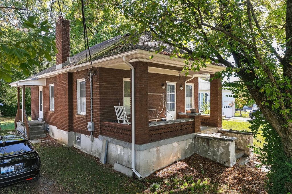 309 Garvey Avenue, Elsmere, KY 41018