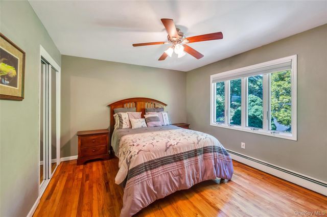 33 East Street, Middle Island, NY 11953