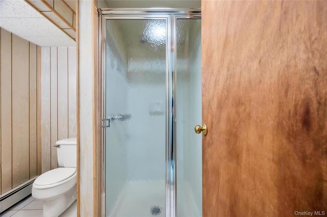 33 East Street, Middle Island, NY 11953