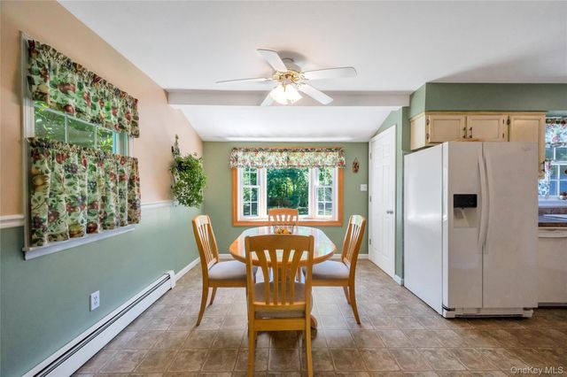33 East Street, Middle Island, NY 11953