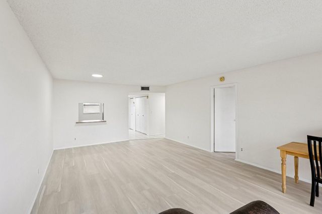 8330 Sands Point Boulevard 304N, Fort Lauderdale, FL 33321