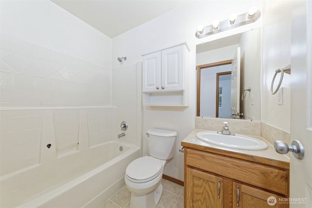 301 E Timberlake Drive, Shelton, WA 98584
