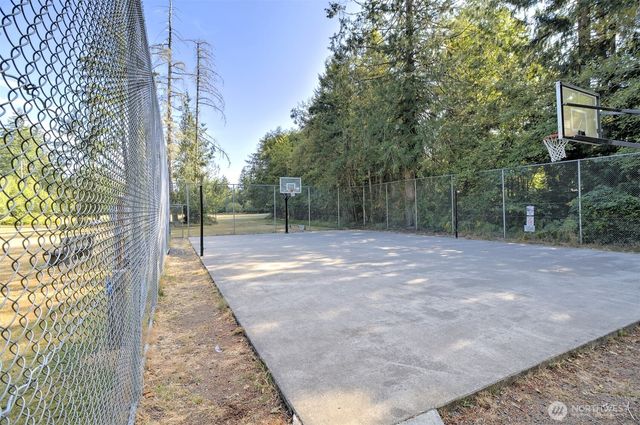 301 E Timberlake Drive, Shelton, WA 98584