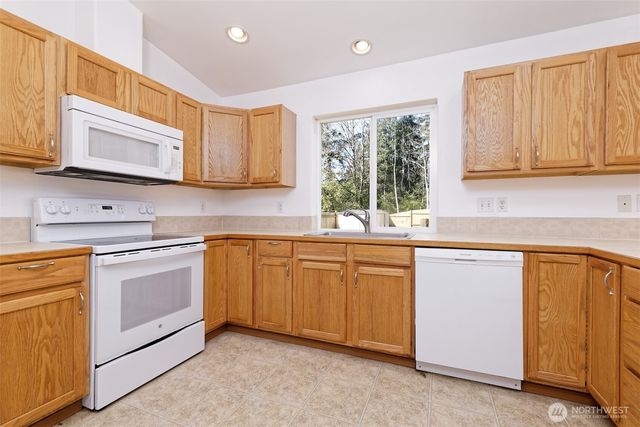 301 E Timberlake Drive, Shelton, WA 98584