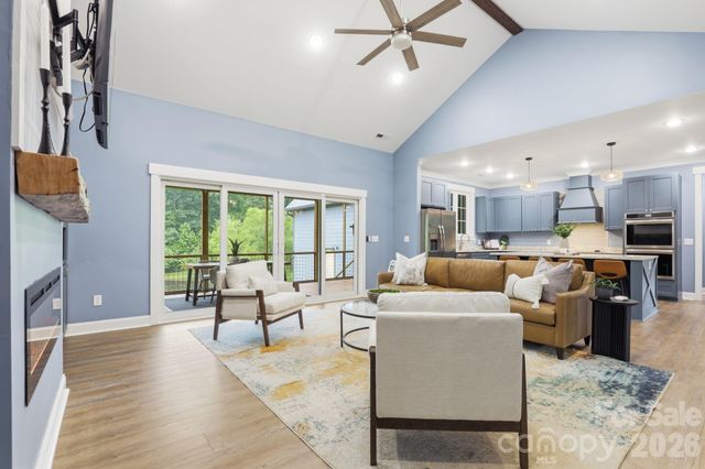 1881 E Maiden Road, Maiden, NC 28650
