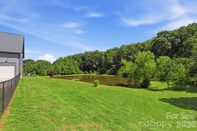 1881 E Maiden Road, Maiden, NC 28650