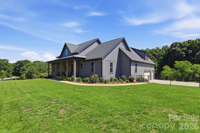 1881 E Maiden Road, Maiden, NC 28650