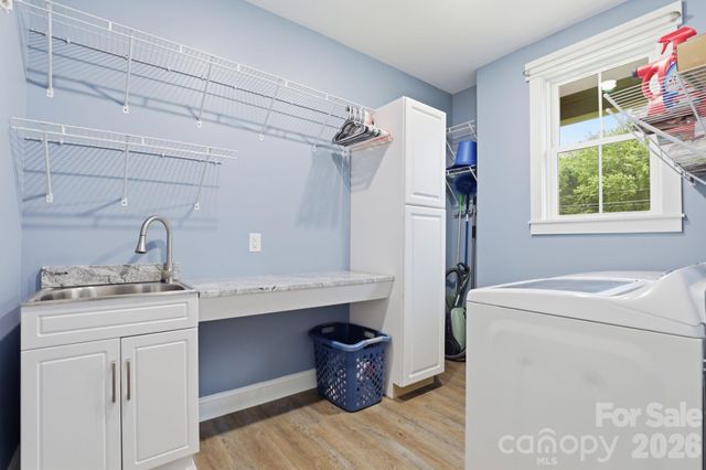 1881 E Maiden Road, Maiden, NC 28650