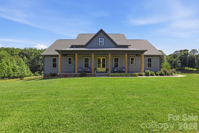 1881 E Maiden Road, Maiden, NC 28650