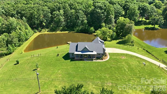 1881 E Maiden Road, Maiden, NC 28650