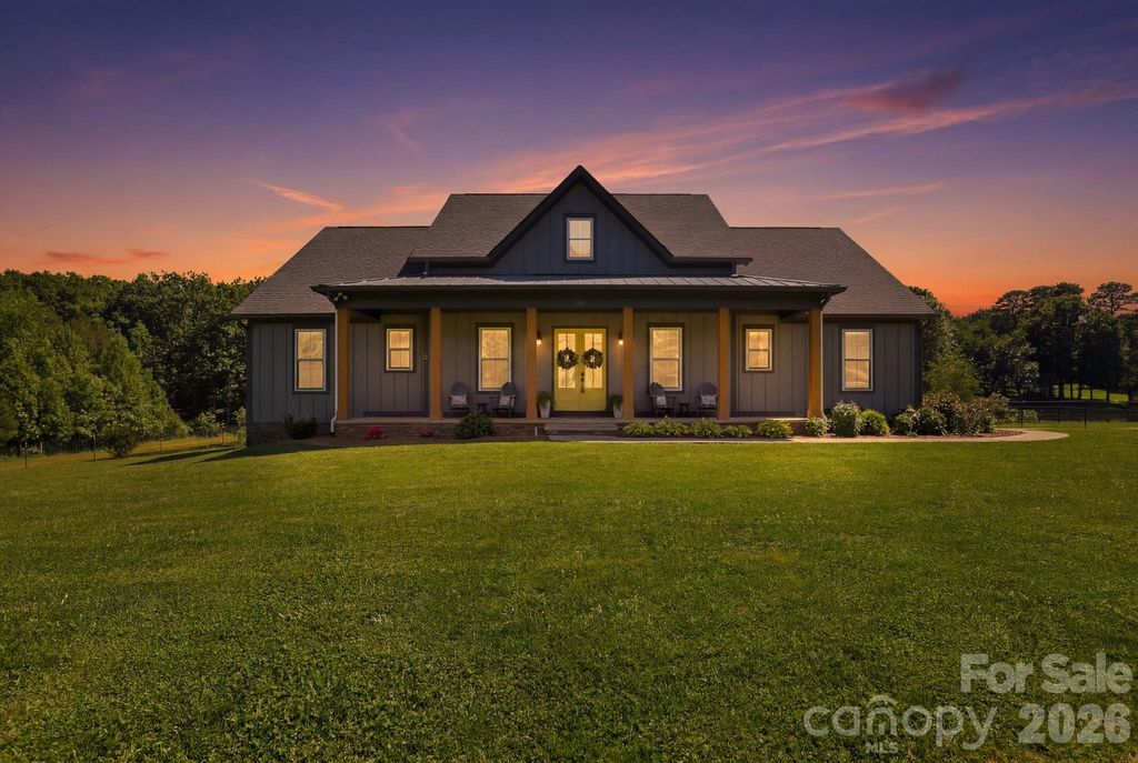 1881 E Maiden Road, Maiden, NC 28650