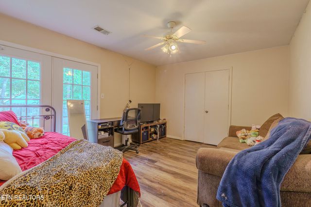 7637 Chatham Circle, Knoxville, TN 37909