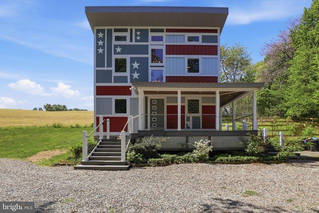293 GROVE RD, Delta, PA 17314