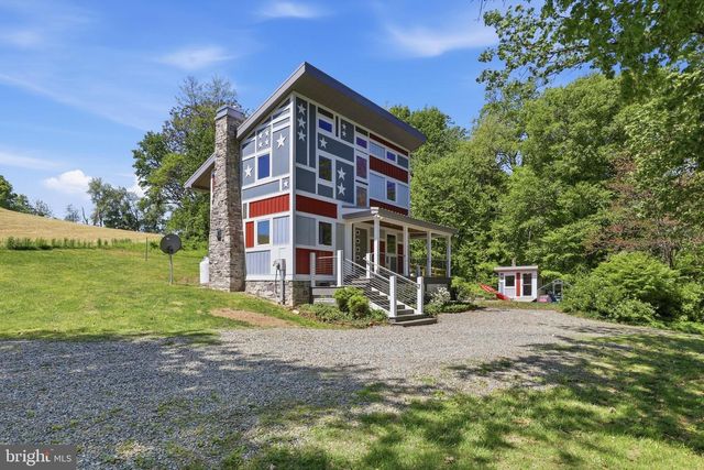 293 GROVE RD, Delta, PA 17314